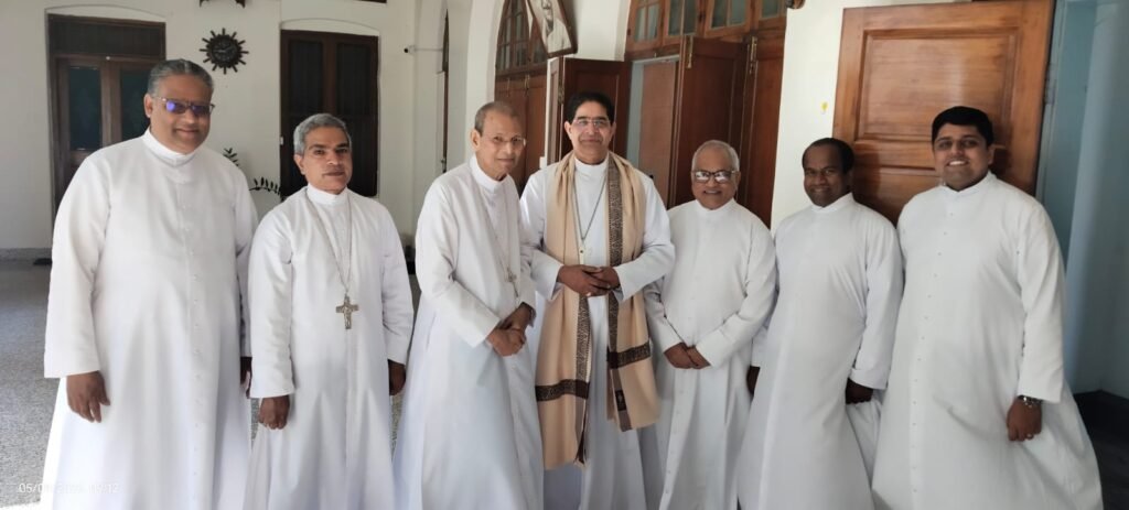 Bishop-Elect Thomas Animoottil Visits Abp.